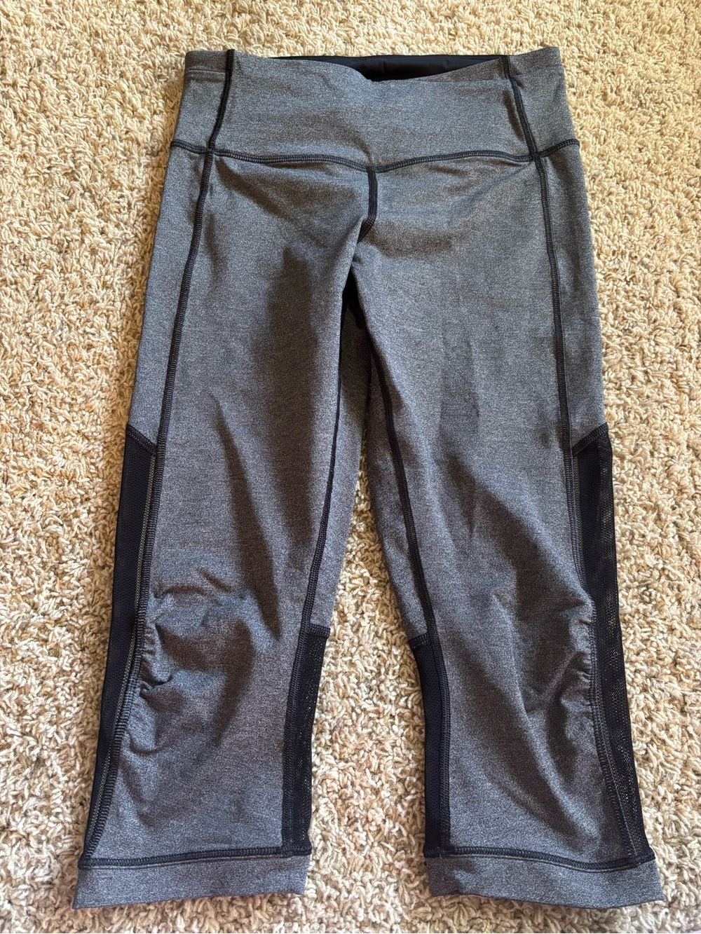 lululemon athletica Gray Mesh-Panel Capri Leggings